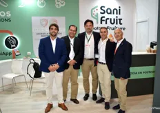 Staff de Sani Fruit, proveedores de soluciones postcosecha naturales y sin residuos fitosanitarios.